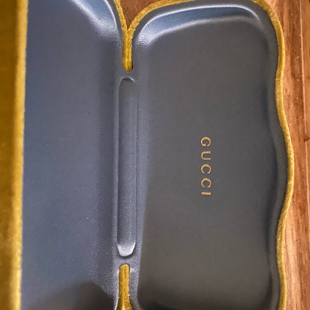Gucci Sunglasses Case (Authentic). Pear Green